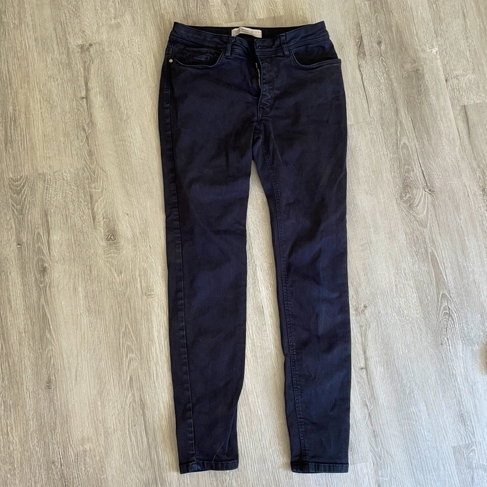 ZARA black denim skinny jeans, size 4